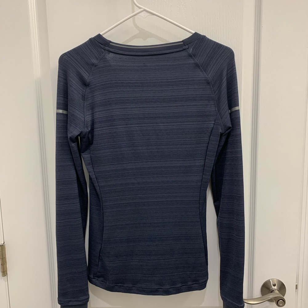 ADIDAS TOP - Picture 2 of 7